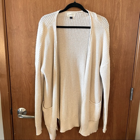Universal Thread Sweaters - Women’s Taupe Cream Universal Thread Open Cardigan Size Medium